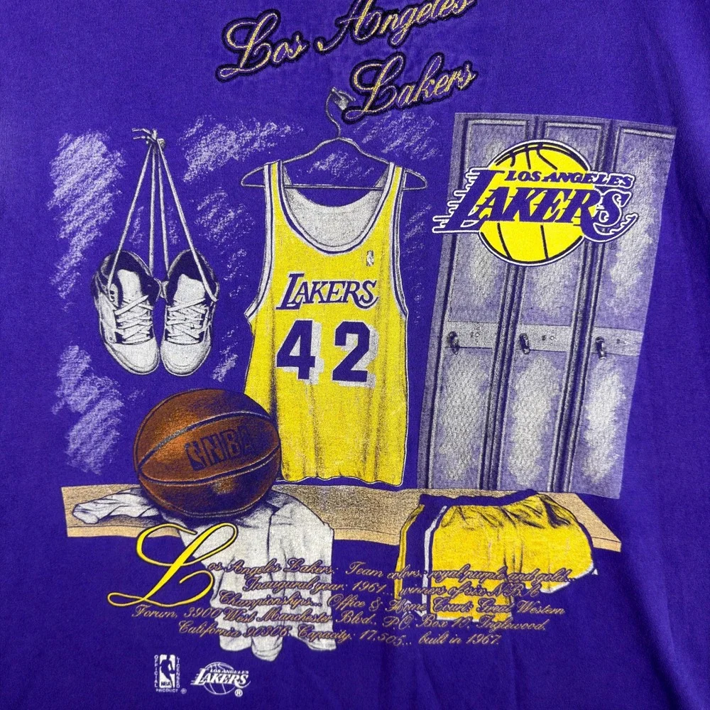 VINTAGE 90s Los Angeles Lakers Graphic T-Shirt Mens XL Single Stitch Made In USA